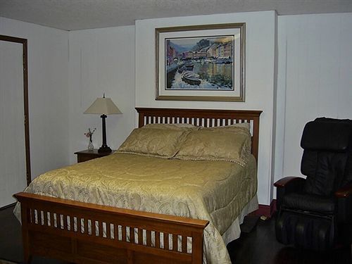 Aspen Manor Resort Wellsburg 외부 사진