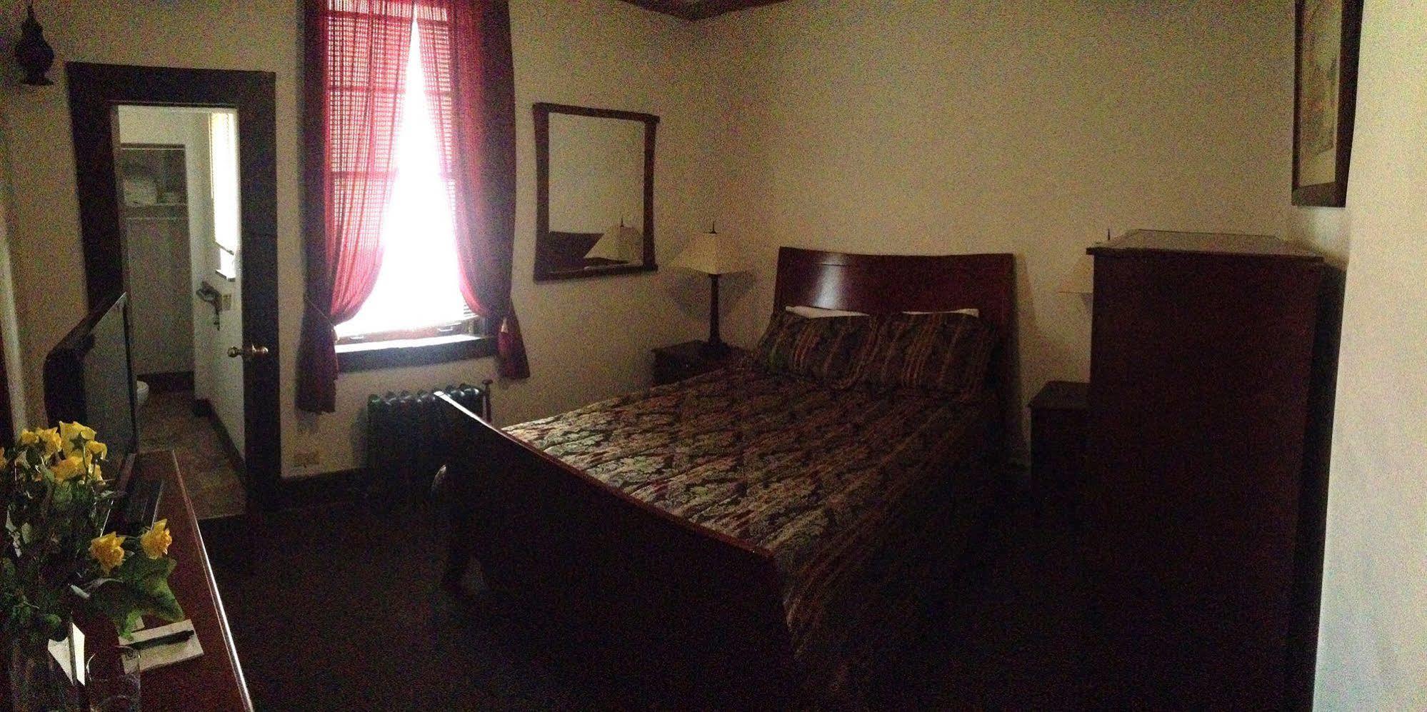 Aspen Manor Resort Wellsburg 외부 사진